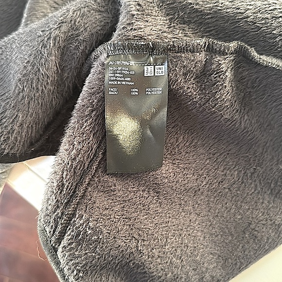 Uniqlo Lined Jacket with Hood! - Picture 6 of 6